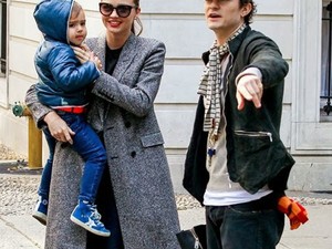 Szakítás után is boldog családként Miranda Kerr és Orlando Bloom