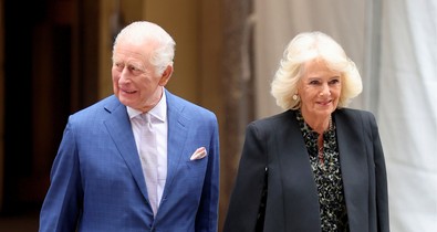 Károly király és Kamilla királyné csak úgy ragyognak egymás mellett, meghitt fotójuk felrobbantotta az internetet