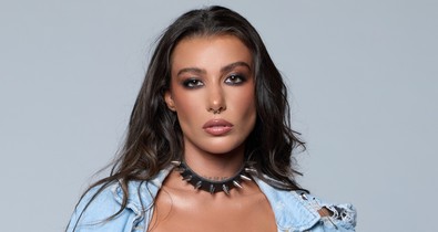 Tóth Andi új fotói felperzselik az internetet, hatalmas dobással készül az X-Faktor döntőjére