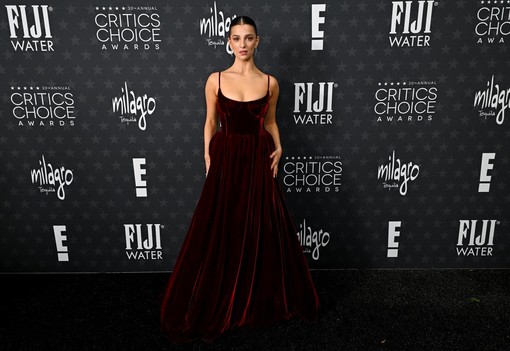 Ariana Grande álomszép medúzának, Nicole Kidman mindenki főnökének öltözött: íme 12 felejthetetlen ruha a Critics Choice Awards díjátadóról