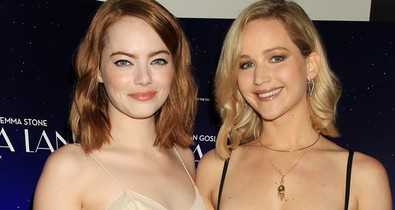 Jennifer Lawrence és Emma Stone együtt cukiskodnak