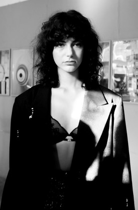 Izgalmas kombináció: Kata Szegedi outfitek kényelmes, vonzó Triumph melltartókkal