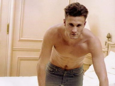 Jóképű és szexi Zeusz! - Egy másik Brad