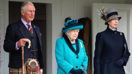 Komoly aggodalom gyötörte Erzsébet királynőt halála előtt: a gyerekeit is összehívta emiatt