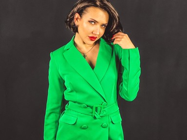 Lezseren elegáns szettel zárja a hetet Olga