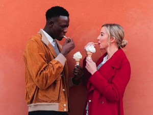 „Nem kell pornósztárrá válnod, hogy életed végéig téged akarjalak" - 6 ok, amiért egy férfi úgy szeret, ahogy vagy