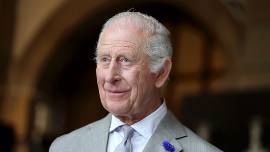 Végre! Károly király megszólalt állapotával kapcsolatban, így van most a brit uralkodó