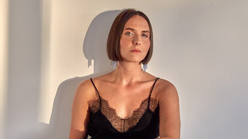 Eke Angéla digitális címlap