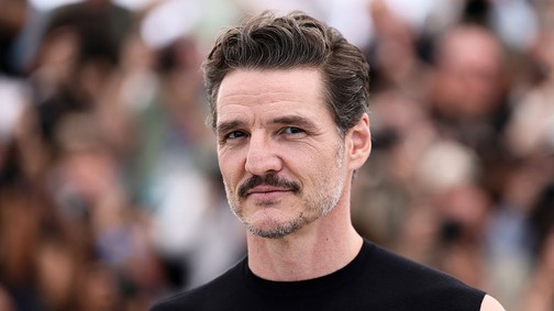 Igen, ez komoly: így nézett ki Pedro Pascal 20 évvel ezelőtt, mielőtt világsztár lett volna