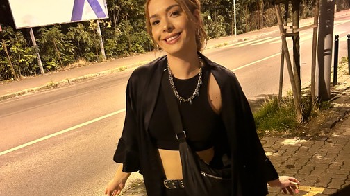 Szécsi Böbe énekesnőnek kedvenc ruhadarabjaiban mindig jó kedve lesz