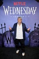 Wednesday apját, vagyis Gomez Addams-t Luis Guzmán alakítja - a haja a való életben nem fekete, hanem ősz. 