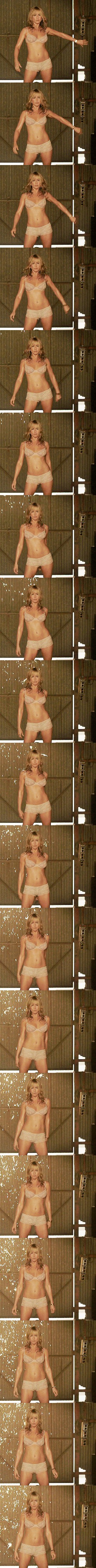 És igen, akiről aztán tényleg nem gondoltuk, hogy ilyen jelenetben látjuk viszont: Jennifer Aniston a Családi üzelmek című vígjátékban idézte meg egy jelenetben például az ikonikus Flashdance-t