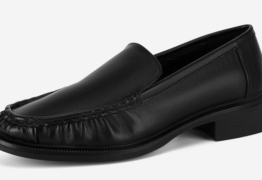 Hailey Bieber és Kendall Jenner már hordja a tavaszi szezon kedvenc cipőjét