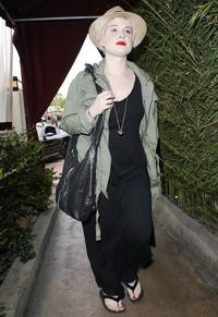 kelly-osbourne-200x-d000036331575009b93a0.jpg