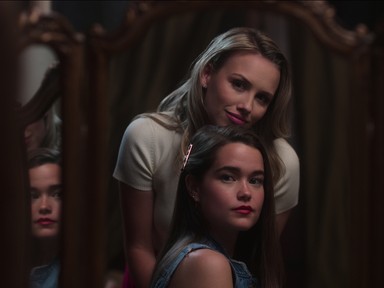 Hódít a Netflixen az Alkonyat leszbikus változata