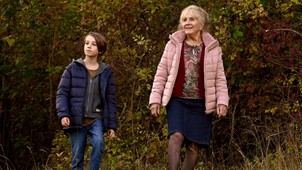 Vidéki nagymamák sötét titkokkal: ezt a filmet mindenkinek látnia kellene