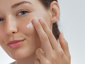 Milyen termékeket használj, ha problémás vagy érzékeny az arcbőröd? Megmutatjuk!