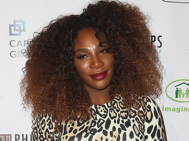 Serena Williams meztelenül hívja fel a figyelmet a mellrákra