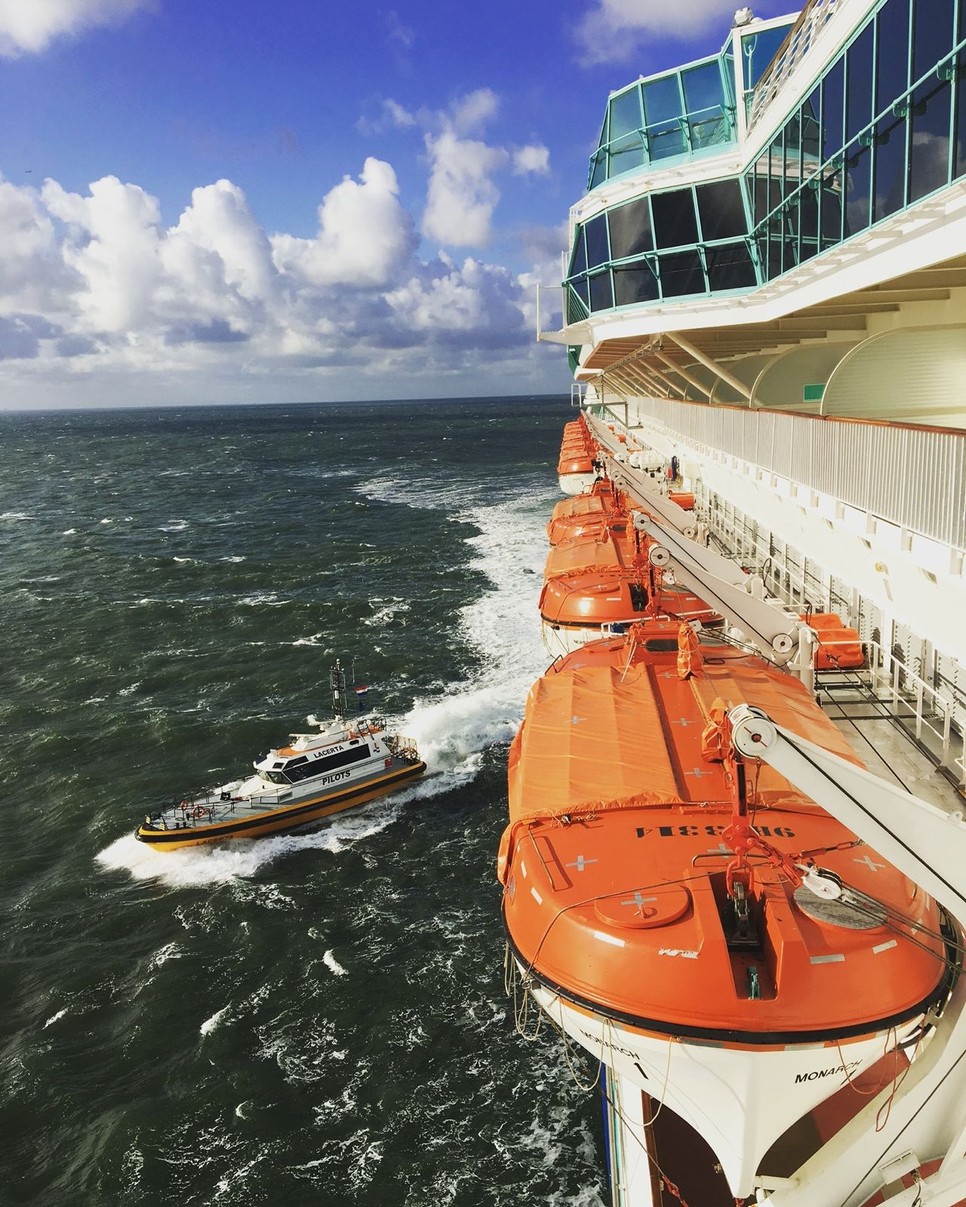 ocenjaro-elet-glamour