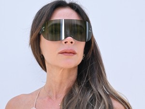 Victoria Beckham 15 év után újra szőke lett, és eszméletlenül gyönyörű új frizurájával