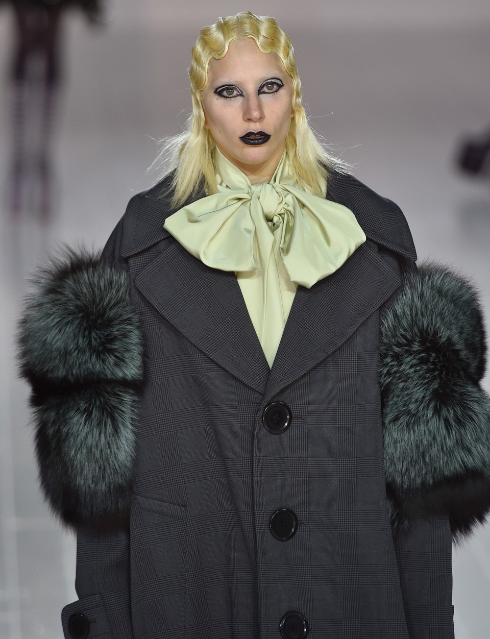  Lady Gaga többször is vonult modellként divatbemutatón, legutóbb Marc Jacobs-nál