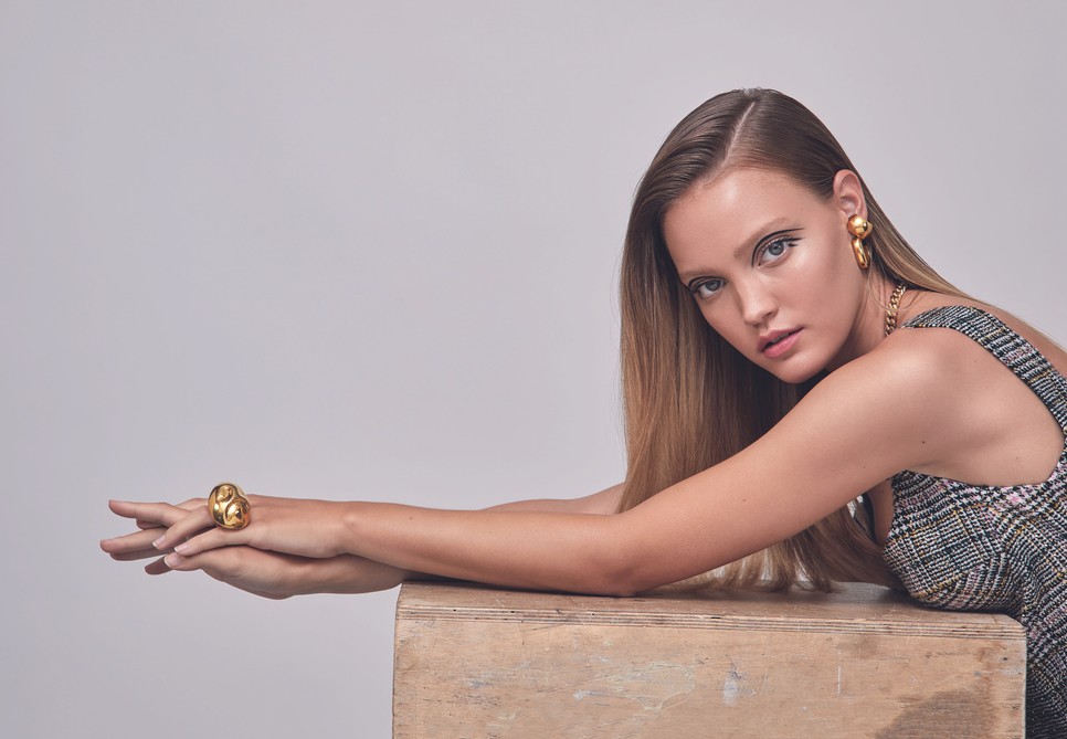 Legközelebb egy csipetnyi hatvanas évek is visszaköszönhet sminkeden, ez a Twiggy stílusát idéző tusvonal csodás őzikeszemet csinál