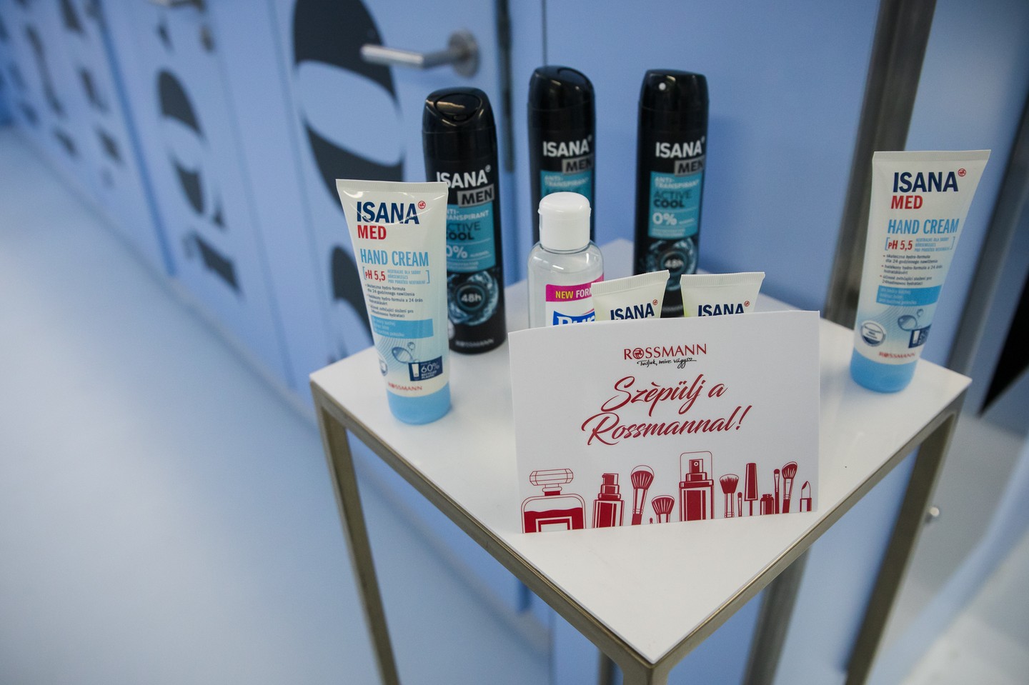 A ROSSMANN jóvoltából kis meglepetés kényeztetés várt minden vendéget a mosdókban 