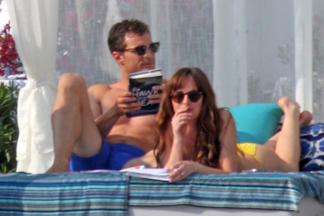 Dakota Johnson meztelenül forgatja A szürke ötven árnyalata folytatását