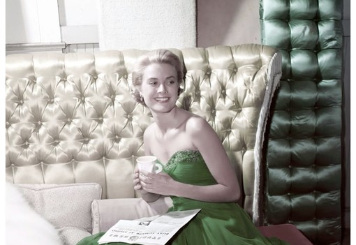 Megéri szétnézned a nagymamád gardróbjában! Hódít az old money stílus