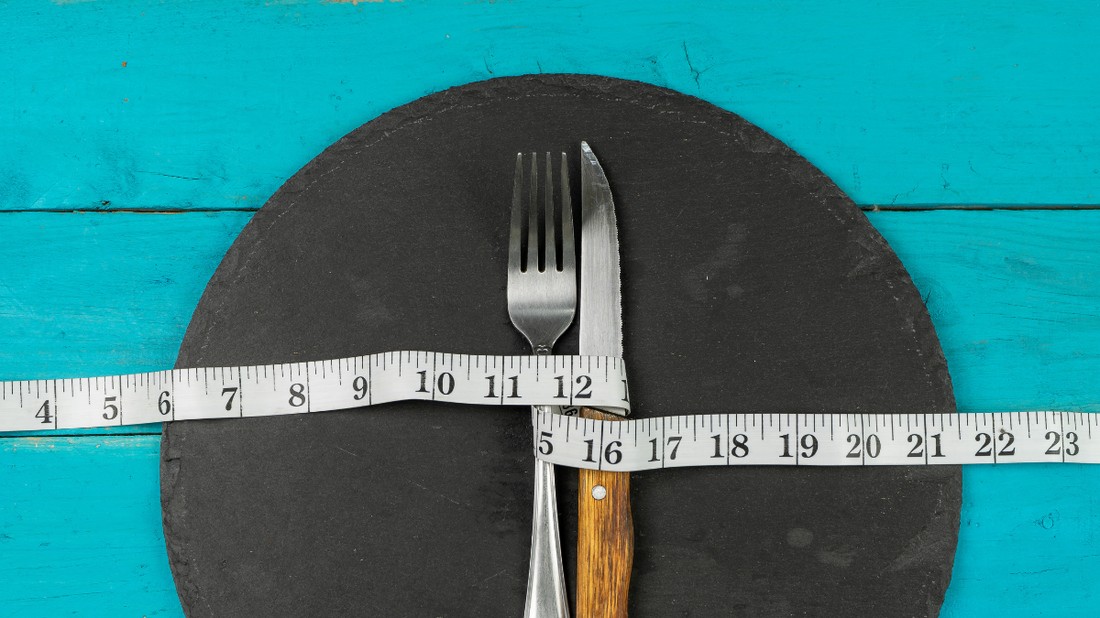 Az étkezés korlátozására épülő szülői magatartás miatt könnyedén alakulhatnak ki evészavarok a gyermeknél