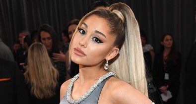 Ariana Grande újraalkotott egy ikonikus Britney Spears szettet