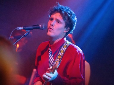 Cruz Beckham anyaszült meztelenül reklámozza új albumát, mindenre számítottunk, csak erre nem