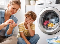 Pokoli viszketés és piros foltok a tiszta ruhától? Egy mindennapos mosási hiba, amit szinte mindenki elkövet (x)