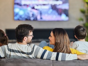 Az elveszett családi rituálék nyomában: így érheted el, hogy újra egy családként üljetek le a tévé elé