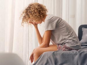 5 gyakori reggeli szokás, ami úgy teszi tönkre a következő éjszakádat, hogy nem is tudsz róla