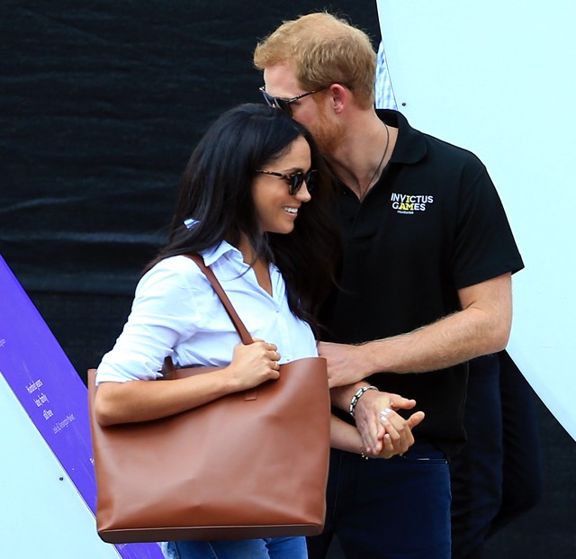 Így még nem láttuk őket: Meghan és Harry úgy kuncognak együtt, mint a boldog gyerekek