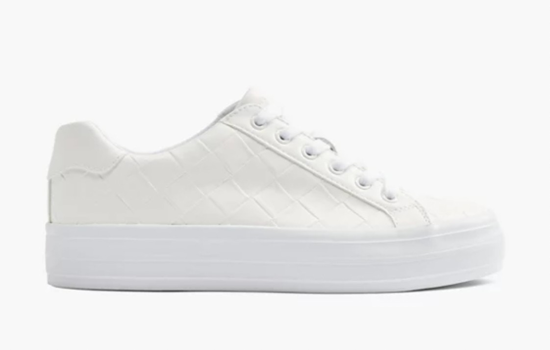 GRACELAND - DEICHMANN 9990 Ft