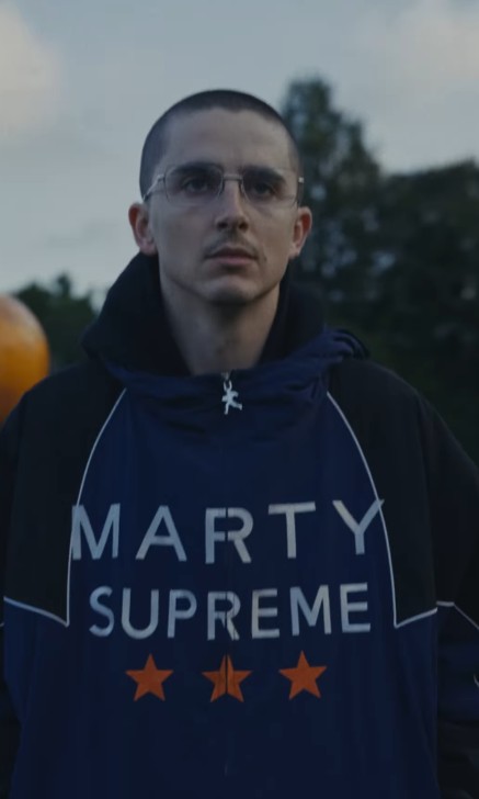 Timothée Chalamet kopaszra nyíratta haját