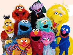 50 éves a Szezám utca, a TOMS különleges limitált kollekcióval ünnepel