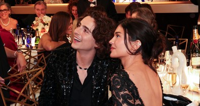 Babát várhat Kylie Jenner? A rajongók szerint egyértelmű jelek utalnak várandósságára