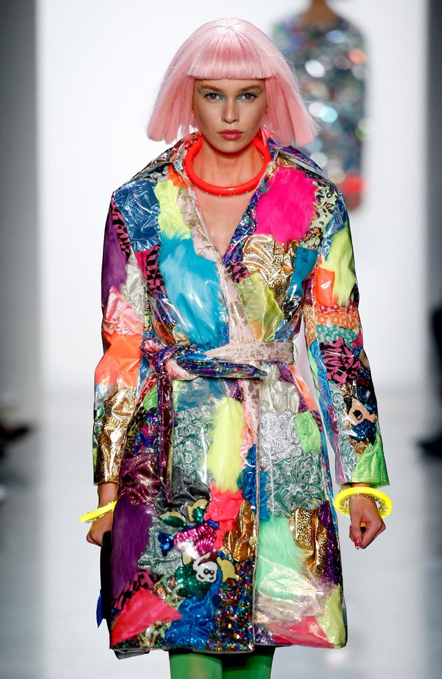 Ez a kabát bohém lelkek nagy kedvence lesz!