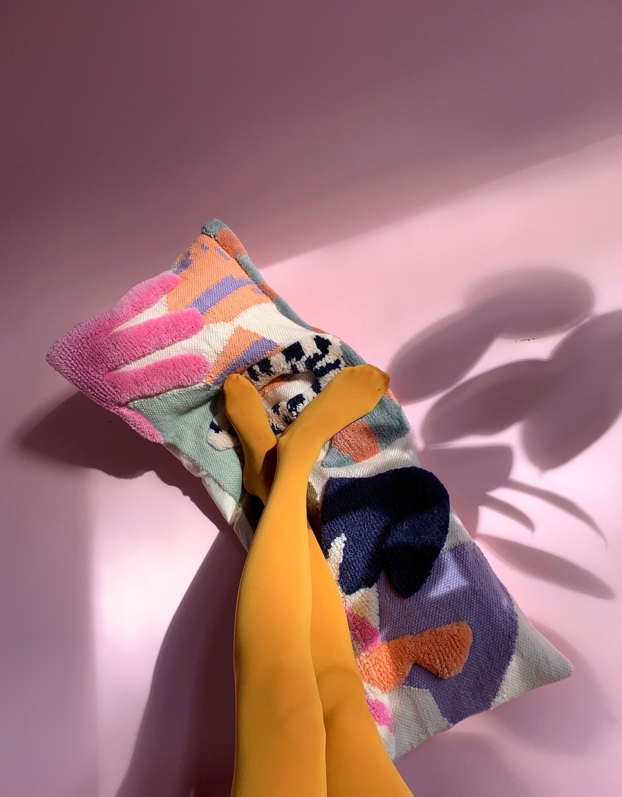 Alex Proba tervezte díszpárna