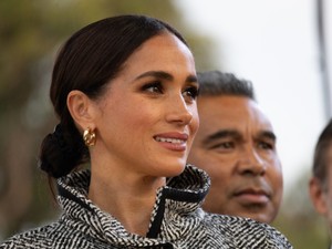 Ez tényleg Meghan Markle? Még sosem láttuk ilyen ruhában!