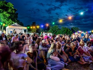 Irodalom a kertben, koncertek a dombon - egy hét múlva Margófeszt