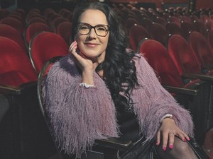 Gönczi Dorka: „Tanulom a színészektől a megújulás képességét, a kitartást is”