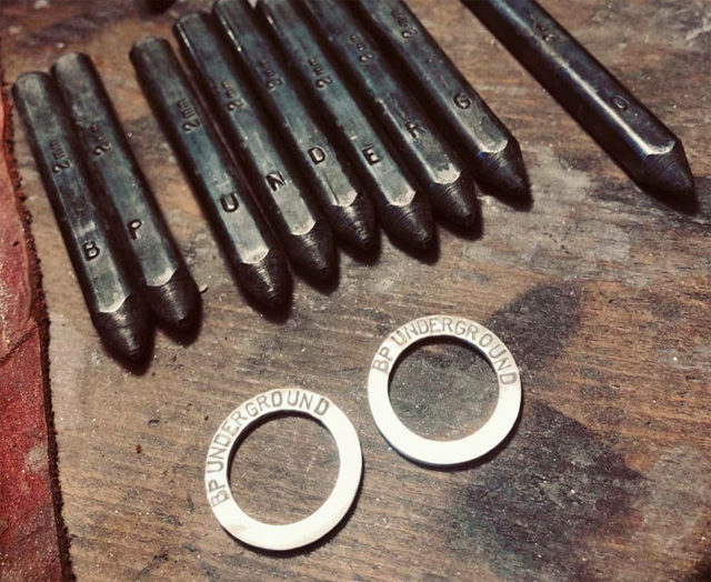 Turán Eszter mai szettjének minden egyes darabja külön történetet hordoz