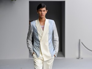 Ő itt Nikolai, a 22 éves dán herceg, aki modellként vált az internet kedvencévé 