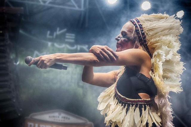 Artisták, elefánt, tűz a színpadon - exkluzív interjú Pásztor Annával