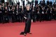 Jane Fonda 2023-ban a Cannes-i Nemzetközi Filmfesztiválon az Elemi című animációs film premierjén egy fekete flitterekkel díszített AMI Paris csodát visel