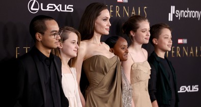 11 elbűvölő fotó Angelina Jolie-ról és a gyerekeiről, ami bizonyítja, mennyire erős a kapcsolatuk